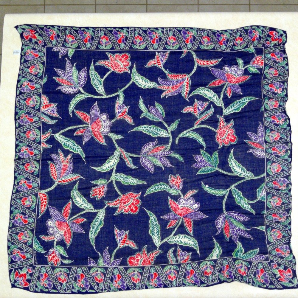 Vintage Square Navy Floral Scarf - Picture 4 of 5